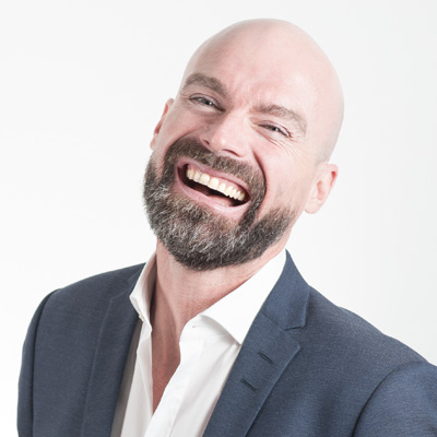 Porträtfoto einer Teilnehmenden der UX/UI Design Ausbildung